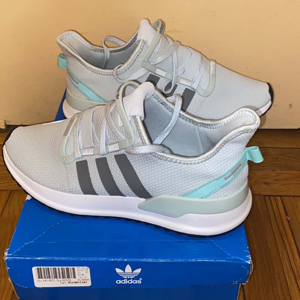 👟Adidas Sneaker